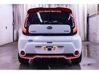**ONE OWNER - ACCIDENT FREE** 165,038 KM This 2014 Kia Soul SX is powered by a 2.0L engine that is p... (image 7)