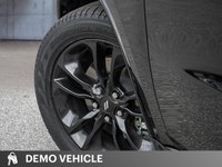 This Dodge Durango delivers a Regular Unleaded V-6 3.6 L/220 engine powering this Automatic transmis... (image 8)