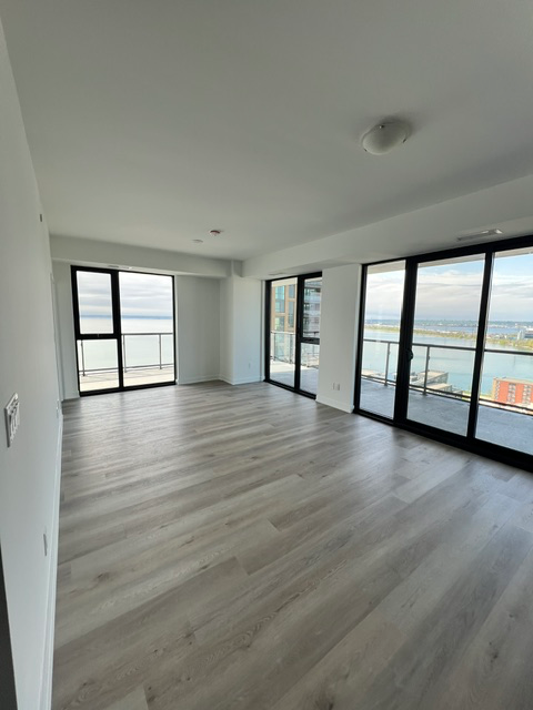 Prime location 17th floor corner unit 2 bedroom 2 bathroom condo with lake views and large L-shaped...