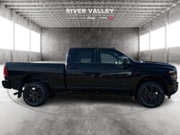 ALLOY WHEELS, NAVIGATION SYSTEM, HEATED FRONT SEATS, HEATED STEERING WHEEL, ADAPTIVE CRUISE CONTROL,... (image 1)