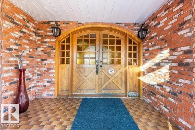 7550 ELLERSLIE RD SW Edmonton, Alberta in Houses for Sale in Edmonton - Image 8