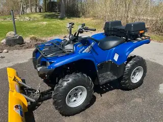 One owner. Hardly used. Like new condition. 74.7 hours. 190 km. Yamaha 700 Grizzly with power steeri...