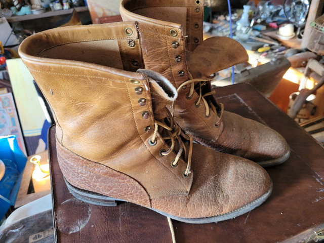 boots (justin) in Men's Shoes in Belleville - Image 4