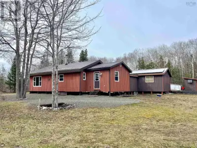 Welcome to your year-round off-grid sanctuary nestled in the serene community of Monasteryjust minut...