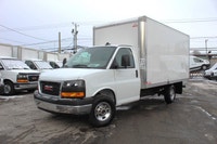2025 GMC Savana CAMION NEUF / DÉMO / 6.6 LITRES / 242 KM / 2025 GMC SAVANA 3500 CUBE 14 PIEDS ROUE S... (image 2)