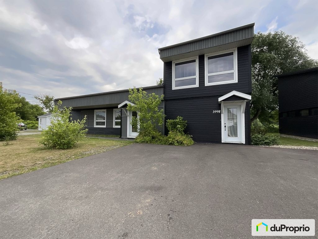 $675,000 - Duplex for sale in St-Etienne-De-Lauzon — photo 1
