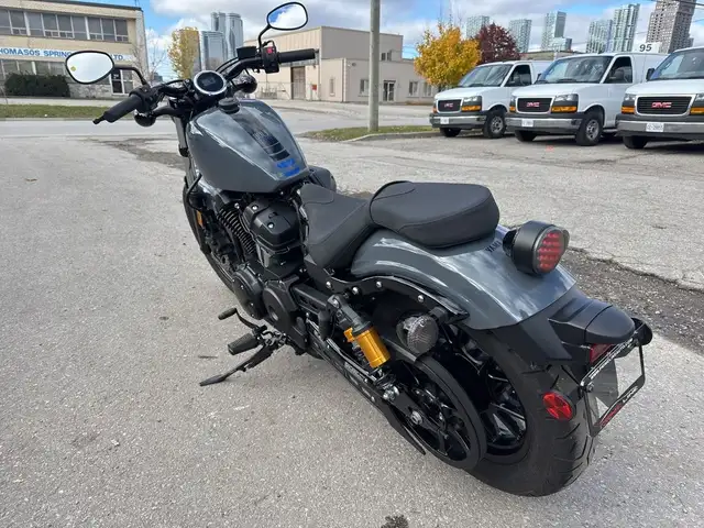 2022 Yamaha Bolt ~ YAMAHA BOLT ~ R-SPEC ~ LOW KMS ~ COOL BIKE ~ in Street, Cruisers & Choppers in City of Toronto - Image 7