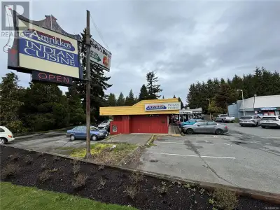 Building & Land all inclusive. Excellent Exposure in a Thriving Growth Corridor. Positioned just off...