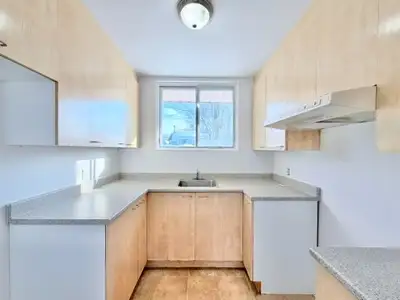 5 1 2-5 1/2-5 et demi-5 and half-3 beds-3 bedrooms-3 chambres-appartment à louer-apartement for rent...