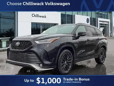 This Toyota Highlander delivers a Intercooled Turbo Regular Unleaded I-4 2.4 L/146 engine powering t...