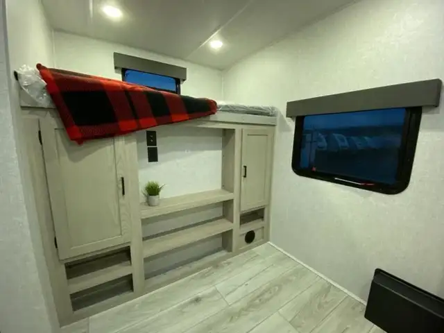 2025 EAST TO WEST Alta 3150KBH in Travel Trailers & Campers in Bedford - Image 41