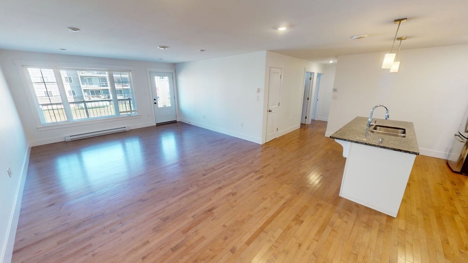 NOVEMBER 1ST- 2 BED/2 BATH- BALCONY- EN SUITE LAUNDRY- UPTOWN 3
