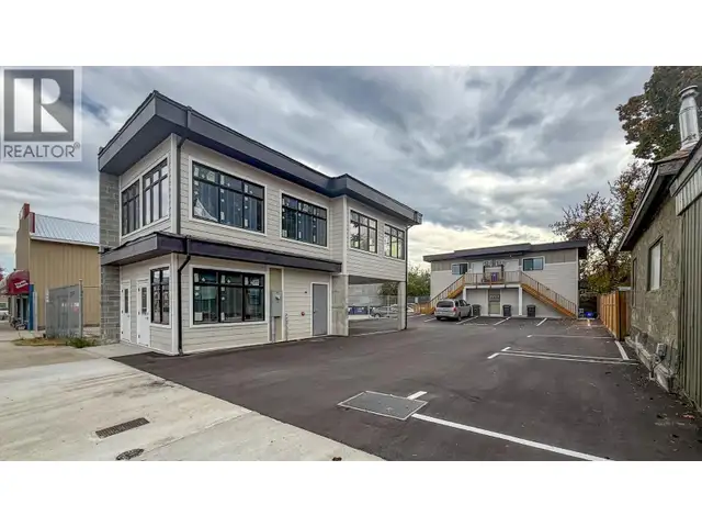 704 Cliff Avenue Enderby, British Columbia in Commercial & Office Space for Rent in Prince Rupert - Image 3