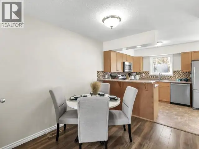 1717 HICKORY STREET Whitehorse, Yukon in Houses for Sale in Whitehorse - Image 6