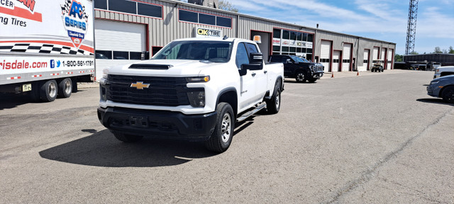 2024 Chev 3500 Crew Cab 4x4,   "LONG BOX" in Cars & Trucks in Hamilton - Image 3