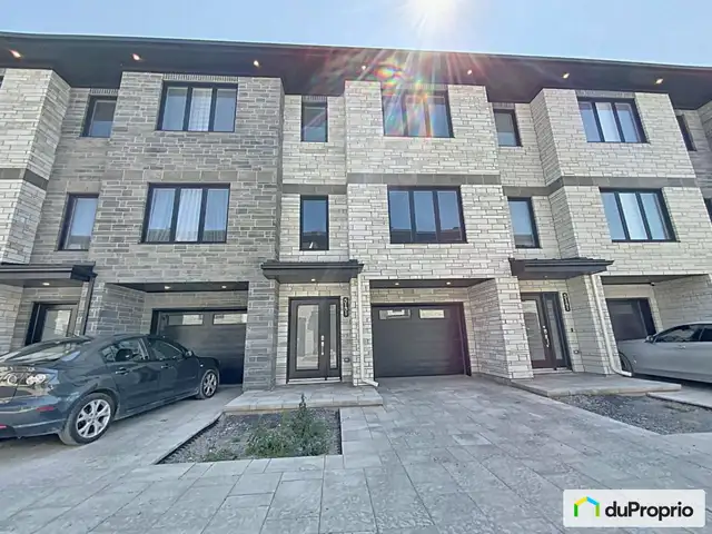 $649,000 - Townhouse for sale in Vaudreuil-Dorion in Houses for Sale in West Island - Image 3