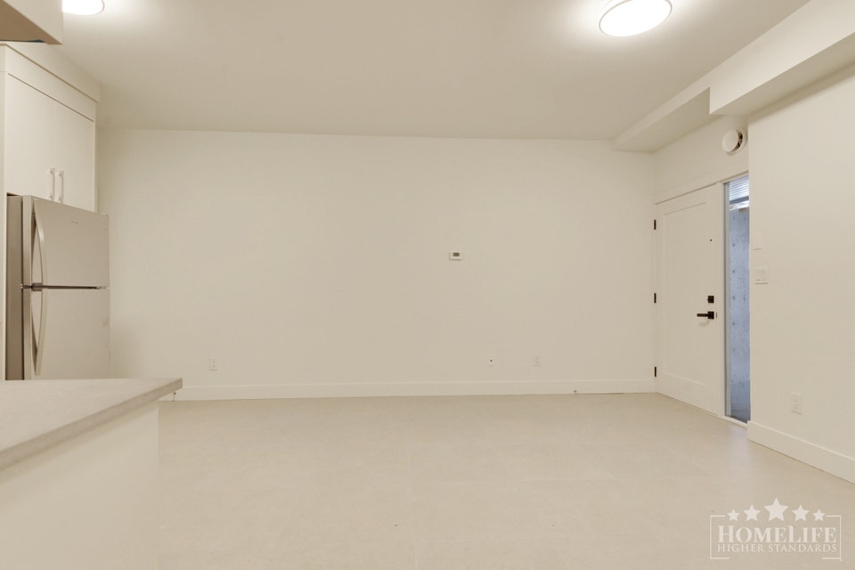 Brand-New 2-Bedroom Basement Suite in North Delta — Utilities In 4