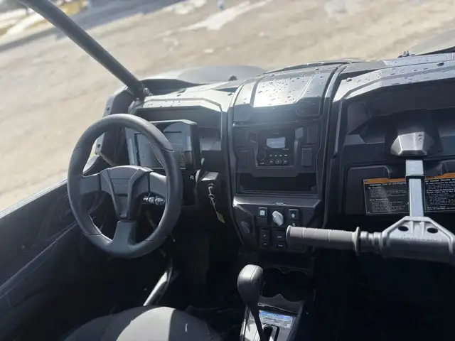 2024 Kawasaki Teryx KRX® 4 1000 eS SE - Metallic Flat Raw Grayst in ATVs in Markham / York Region - Image 3