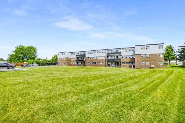Casey Street Apartments - 3 Bedroom, 1 Bath Apartment for Rent - in Long Term Rentals in St. Catharines - Image 4