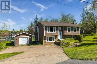 Welcome to this beautiful split-level family home located in the heart of Milford. The middle school...