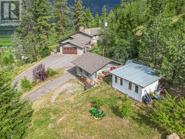 8548 YELLOWHEAD Highway Kamloops, British Columbia in Houses for Sale in Kamloops - Image 8