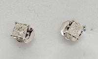 (12984-1) Ladies 14K White Gold Studs