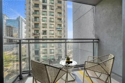 Stylish & Spacious 1+1 Bedroom Condo in Prime North York Ideal for First-Time Buyers or Investors! F...