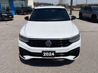 One Owner, R-Line Black Edition, AWD, Panoramic Roof, Leather Heated P/Seats, 2.0L Engine, Adaptive... (image 1)