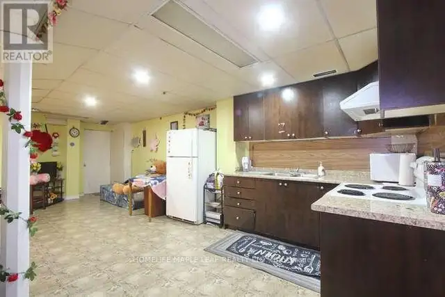 153 CORDGRASS CRESCENT Brampton (Sandringham-Wellington), Ontari in Houses for Sale in Mississauga / Peel Region - Image 41