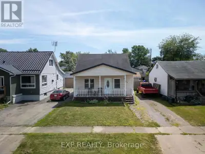 Welcome to 325 Simpson Avenue! Whether you're looking for your first home, an investment opportunity...
