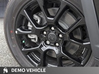 This Jeep Compass boasts a Intercooled Turbo Regular Unleaded I-4 2.0 L/122 engine powering this Aut... (image 8)