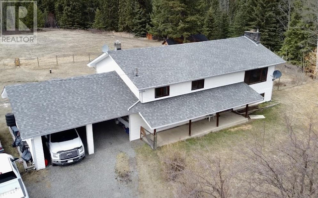 2987 LIKELY ROAD 150 Mile House, British Columbia in Houses for Sale in Williams Lake
