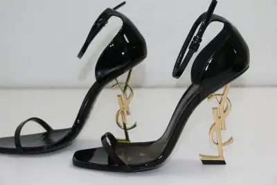 NEW Saint Laurent Opyum Patent Leather heeled Sandals - size 6, View more