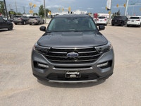 2021 Ford Explorer XLT 4WD | Leather | Moonroof | Loaded! Adventure meets luxury in this 2021 Ford E... (image 8)
