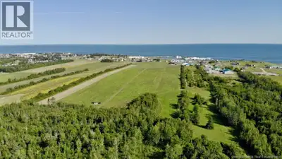 PRIME 28.79 ACRES COSTAL DEVELOPMENT & ARGRICULTURAL OPPORTUNITY IN CAP-ACADIE!!! Experience the inv...