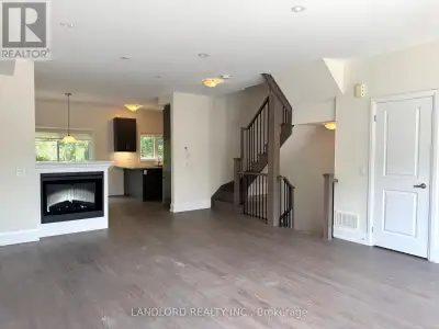 47 KENNETH WOOD CRESCENT Toronto (Newtonbrook East), Ontario