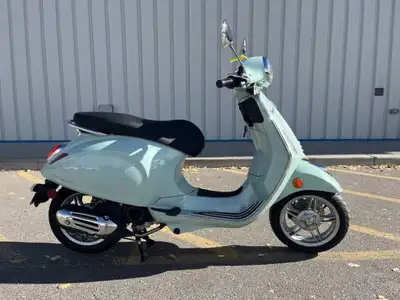 VERDE AMABILE ONLY $6,723.15 OUT THE DOORThe 2026 Vespa Primavera 50 in Verde Amabile delivers timel...