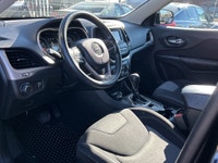 See Dealer Website for Details. AMVIC Licensed Dealer Engine: 3.2 Other Equipment AM/FM Stereo, Air... (image 8)