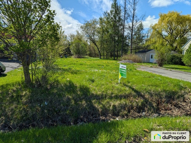 $599,000 - Residential Lot in St-Jean-sur-Richelieu (St-Luc) — photo 1