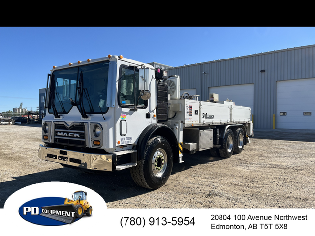 2014 Alliance JFS-12H Line Pump Concrete Pump Truck in Heavy Trucks in St. Albert - Image 2
