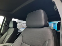 Engine: 5.3L ECOTEC3 V8 L/100Km City: 15.9 L/100Km Hwy: 13.0 Safety Equipment Airbags, Dual-stage fr... (image 2)