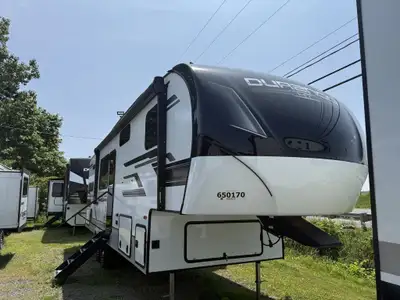 KZ-RV Durango H-T D240RKD 2025 2025 Durango 240RKD Luxe et Performance dans une Caravane à Sellette...