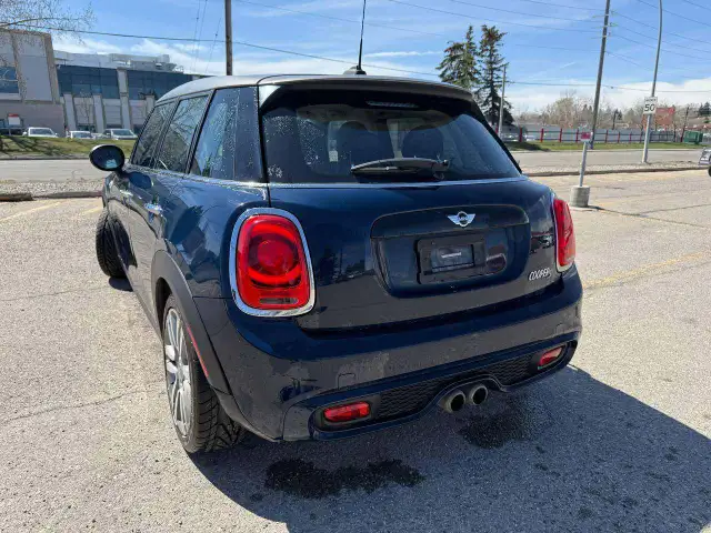 2018 MINI 5 Door Cooper S FWD in Cars & Trucks in Calgary - Image 6