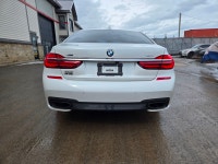 Carbon Core Edition Clean Carfax with full service records always maintained at BMW dealership ! M S... (image 7)