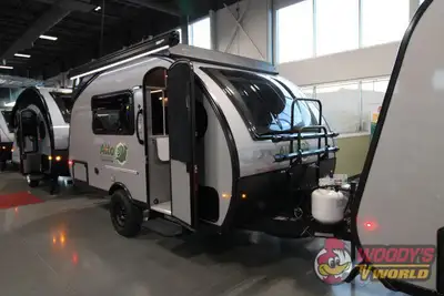 MVSA #40458 See Dealer Website for Details. 2026 SAFARI CONDO ALTO F1743X ... Other Equipment F1743...