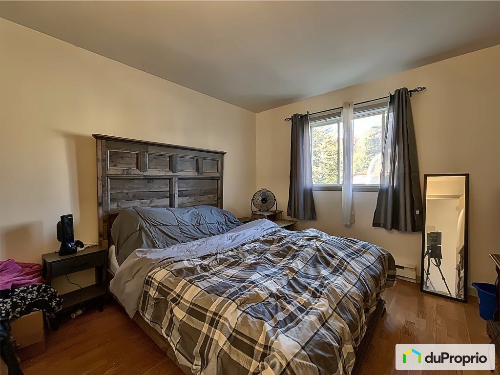 $605,000 - Quadruplex for sale in ND-Des-Prairies — photo 3