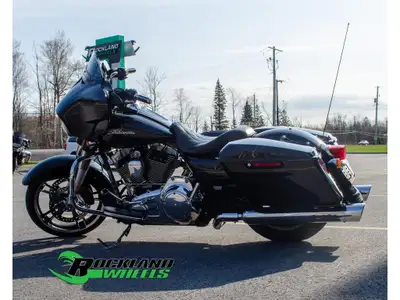 2014 Harley-Davidson STREET GLIDE SPECIAL WITH ORIGINAL SEAT, CHARGER, ADDITIONAL BACK REST, COVER B...