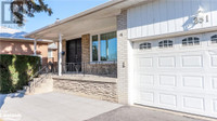 251 WELLESWORTH Drive Toronto, Ontario