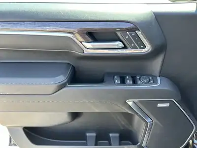 2023 Chevrolet Silverado 1500 LTZ Crew Cab 4WD | No Accidents, View more