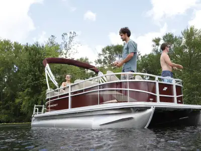 2023 STARCRAFT LX18F STARCRAFT LX18F 2023 Ponton Starcraft LX18F couleur Charcoal Calculé avec un T5...